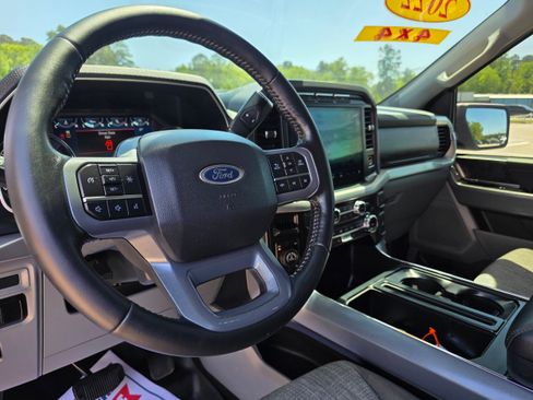 Used 2022 Ford F150 XLT w/ Equipment Group 302A High image 6