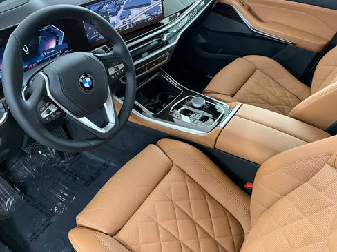 New 2026 BMW X5 xDrive40i w/ Climate Comfort Package AWD/4WD image 11
