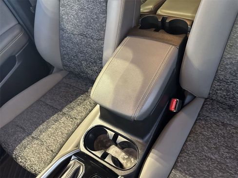 Used 2024 Chevrolet Colorado ZR2 w/ Technology Package image 24