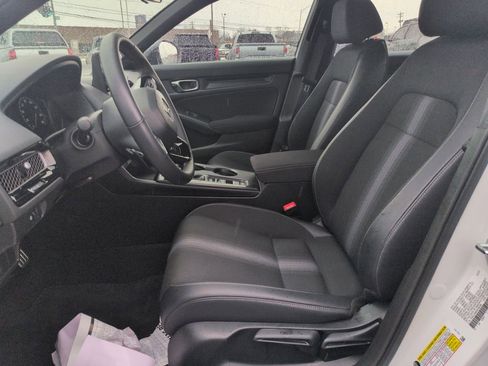 Used 2023 Honda Civic Sport image 9