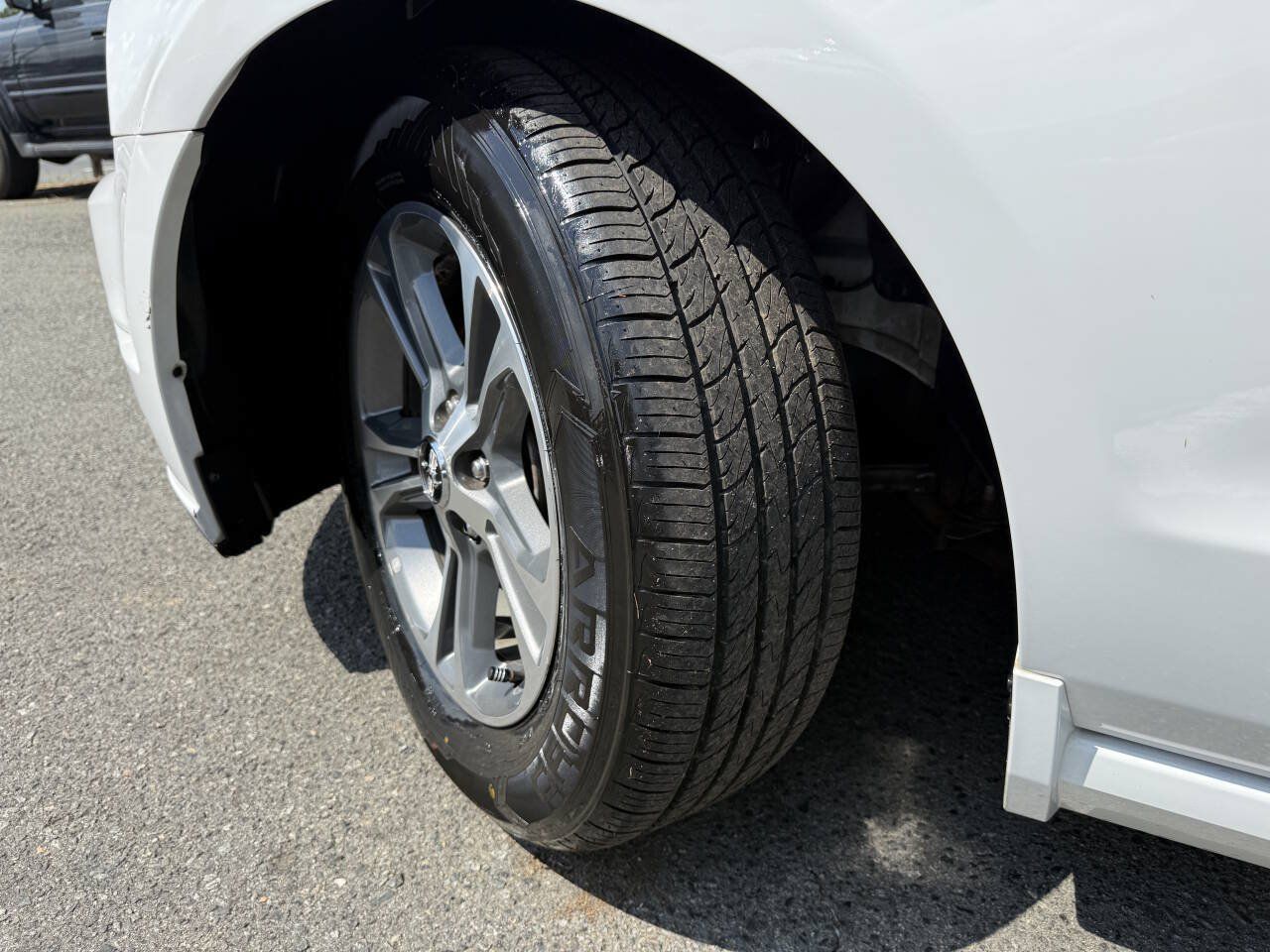 Used 2014 Ford Mustang Premium RWD image 23