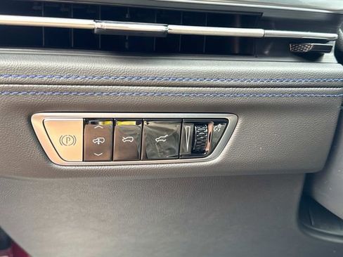 New 2026 Cadillac Escalade IQ Sport 1 w/ LPO, ONYX Package image 32