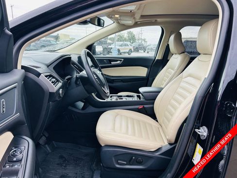 Used 2024 Ford Edge SEL w/ Convenience Package AWD/4WD image 3