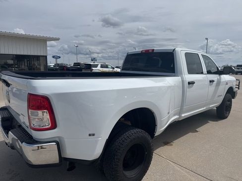 Used 2022 RAM 3500 Tradesman AWD/4WD image 5