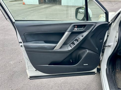 Used 2014 Subaru Forester 2.0XT Touring image 8