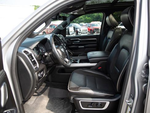 Used 2023 RAM 1500 Laramie AWD/4WD image 23