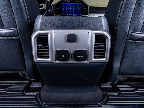 Used 2022 Ford F250 Lariat w/ Black Appearance Package AWD/4WD image 31