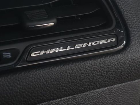 Used 2023 Dodge Challenger SXT image 32