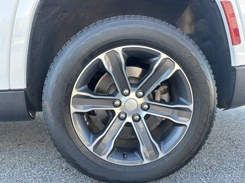 Used 2022 Jeep Grand Wagoneer Series I image 8