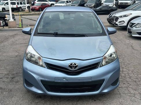 Used 2013 Toyota Yaris LE FWD image 2