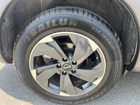 Certified 2024 Nissan Rogue SV AWD/4WD image 10