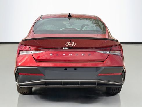 New 2026 Hyundai Elantra SEL Sport Premium image 4