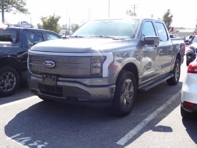 Used 2023 Ford F150 Lightning Lariat w/ Tow Technology Package AWD/4WD image 1