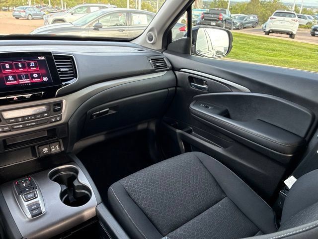Certified 2023 Honda Ridgeline Sport image 26