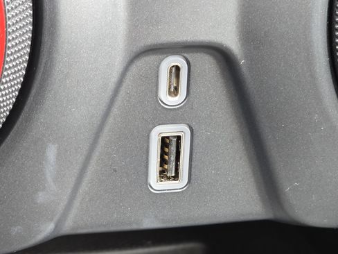 Certified 2023 Chevrolet Blazer RS w/ Driver Confidence II Package image 11