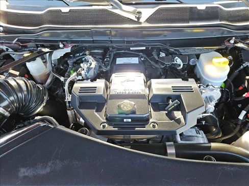 Used 2022 RAM 2500 Big Horn w/ Level C Equiment Group AWD/4WD image 28
