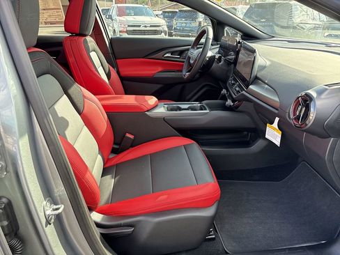 New 2026 Chevrolet Equinox EV RS image 28