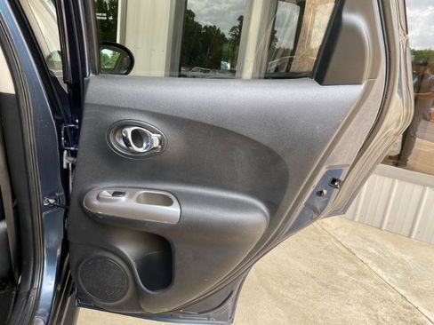 Used 2013 Nissan Juke SL w/ Sport Pkg FWD image 17