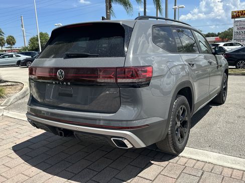 New 2026 Volkswagen Atlas SEL Premium R-Line AWD/4WD image 6