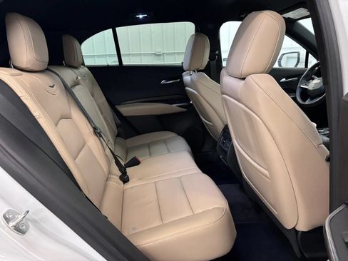 Used 2024 Cadillac XT4 Premium Luxury w/ Technology Package FWD image 16