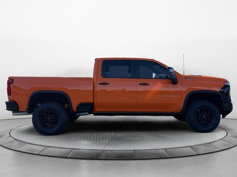 New 2026 Chevrolet Silverado 2500 ZR2 AWD/4WD image 5