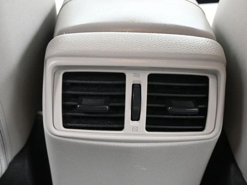 Used 2022 Nissan Rogue Sport SL w/ Premium Package FWD image 19