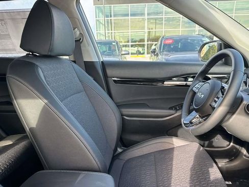 New 2026 Kia Seltos S FWD image 15