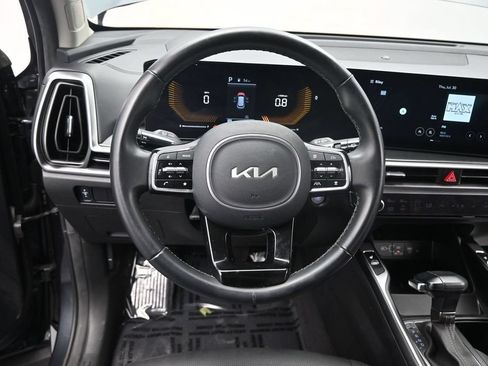 Certified 2024 Kia Sorento S FWD image 38
