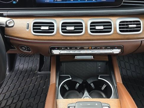 Used 2024 Mercedes-Benz GLE 350 4MATIC image 17