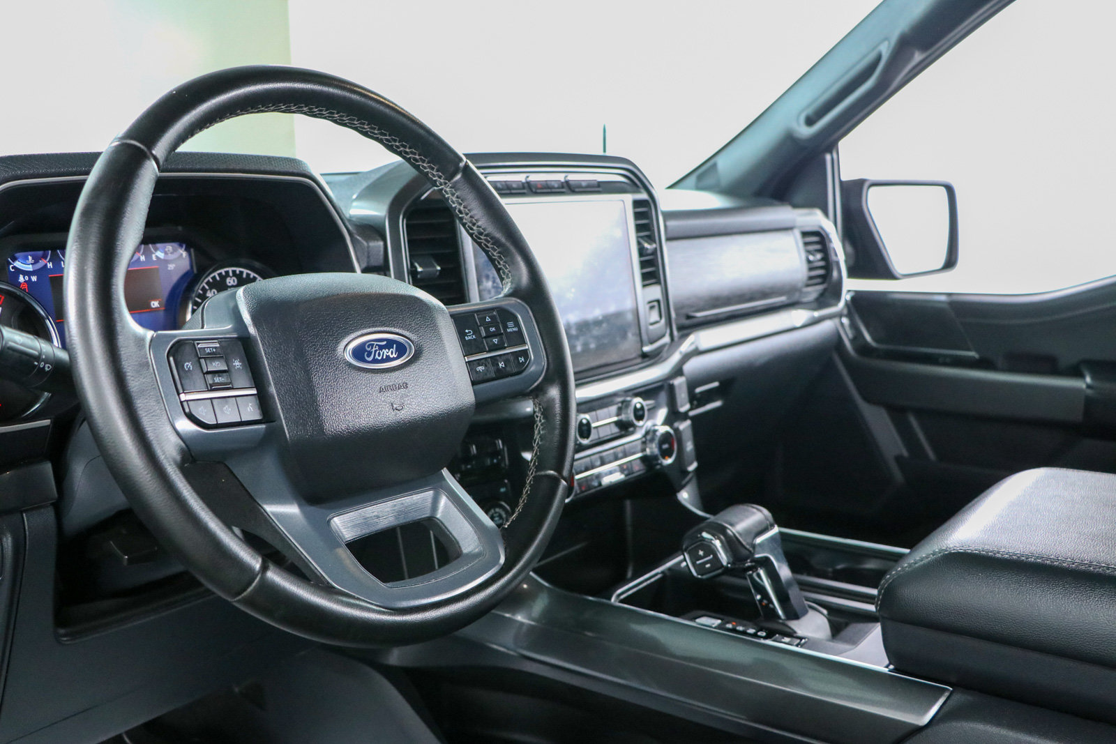 Used 2023 Ford F150 XLT w/ Equipment Group 302A High AWD/4WD image 25