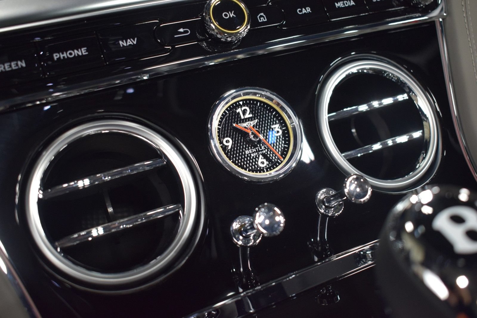 New 2024 Bentley Continental GT S AWD/4WD image 25
