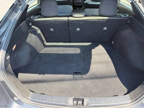 Used 2022 Toyota Prius LE FWD image 24