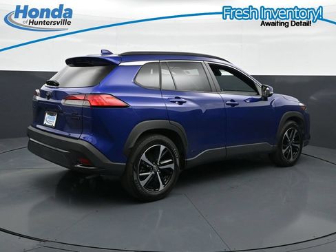 Used 2023 Toyota Corolla Cross AWD Hybrid w/ Convenience Package image 10