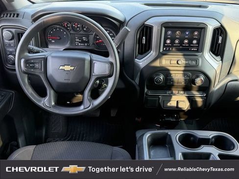 Used 2020 Chevrolet Silverado 1500 Custom w/ Custom Value Package AWD/4WD image 13