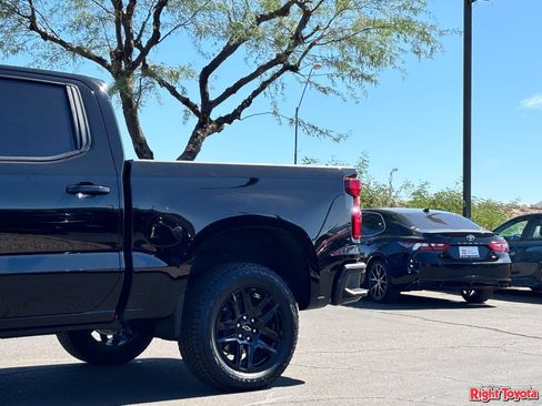 Used 2026 Chevrolet Silverado 1500 LT Trail Boss w/ LT Trail Boss Premium Package AWD/4WD image 10