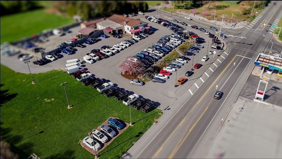 Used 2022 RAM 1500 Big Horn w/ Trailer Tow Group AWD/4WD image 3