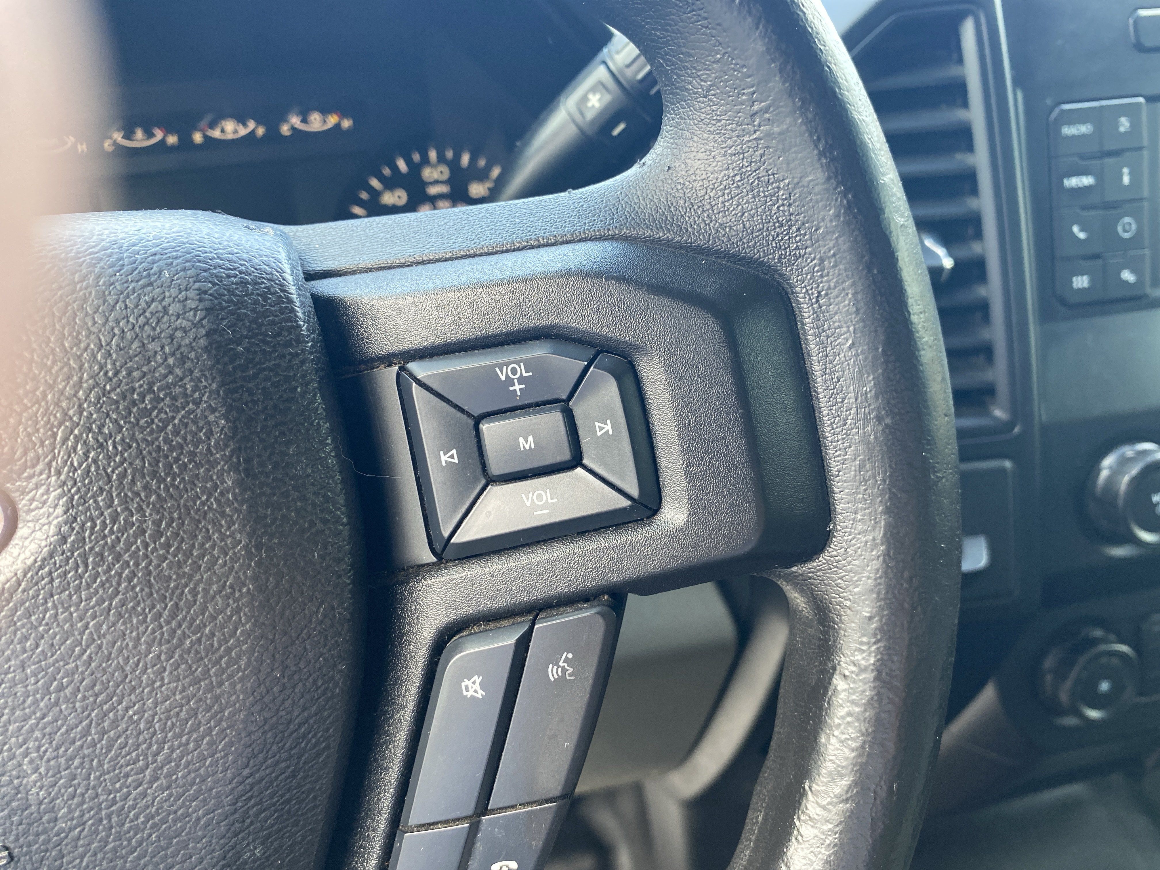 Used 2019 Ford F150 XL w/ Equipment Group 101A Mid RWD image 12