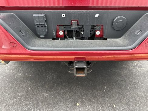 Used 2023 GMC Sierra 1500 AT4 w/ Technology Package image 13