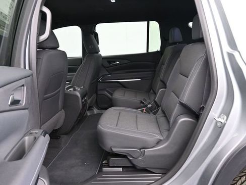 New 2026 Chevrolet Traverse LT w/ Midnight/Sport Edition FWD image 28