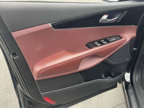 Used 2018 Kia Sorento SX image 20