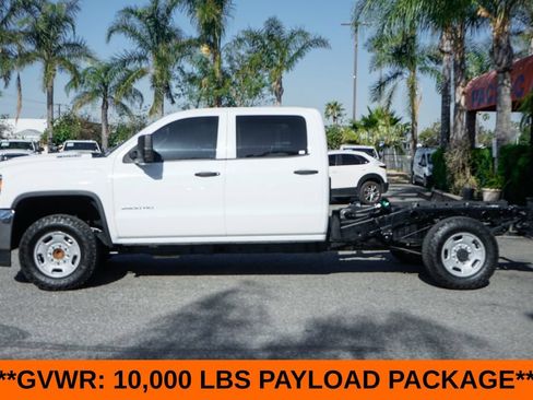 Used 2018 GMC Sierra 2500 2WD Crew Cab w/ Sierra Convenience Package image 5