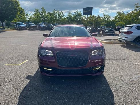 Used 2022 Chrysler 300 S w/ Comfort Group RWD image 2