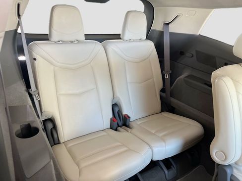 Used 2023 Cadillac XT6 Premium Luxury w/ Technology Package image 28