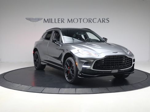 New 2026 Aston Martin DBX 707 image 11