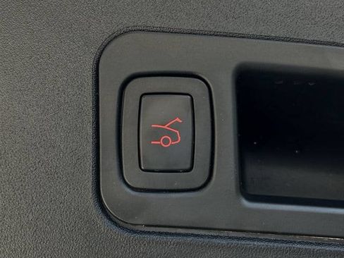 Used 2020 Tesla Model S Performance AWD/4WD image 31