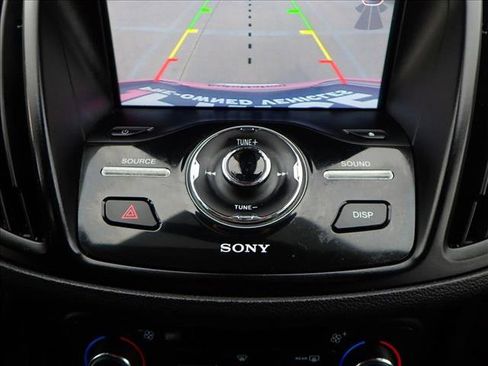 Used 2017 Ford Escape Titanium image 19