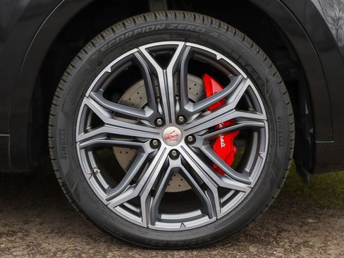 Used 2019 Maserati Levante Trofeo image 73