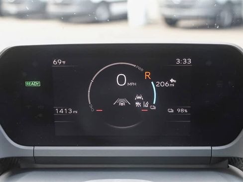 Used 2025 Subaru Solterra Premium image 23