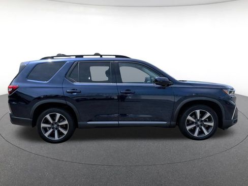 Used 2023 Honda Pilot Elite image 5