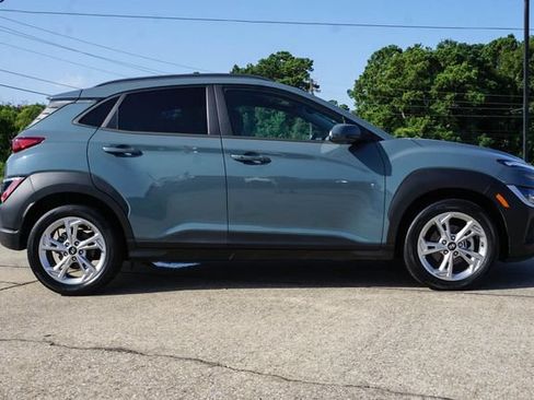 Used 2022 Hyundai Kona SEL w/ Cargo Package FWD image 3